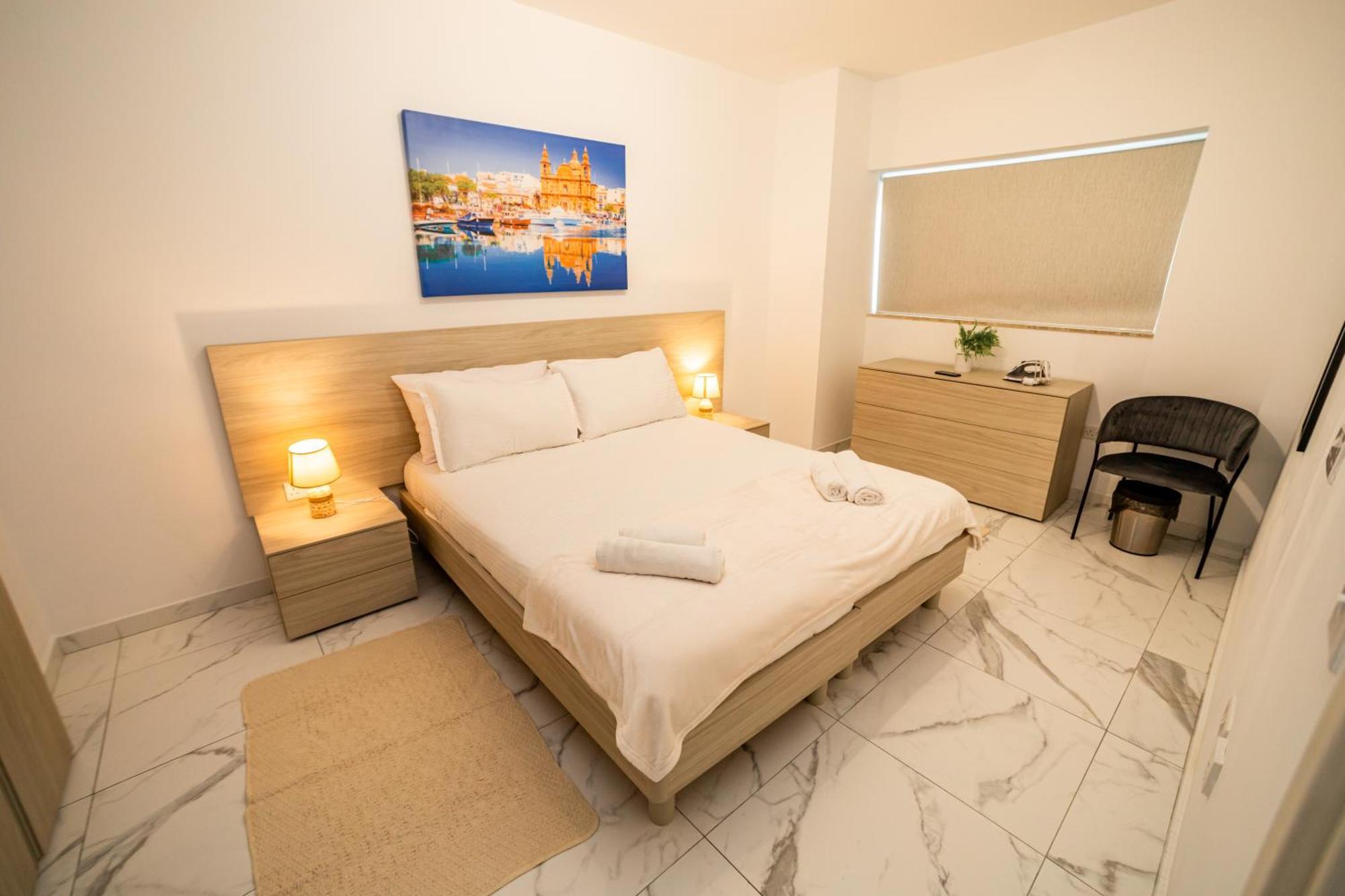 Sea Breeze, Spacious 2-Bedroom Lux Seaside Apartments Bahía de San Pablo Exterior foto